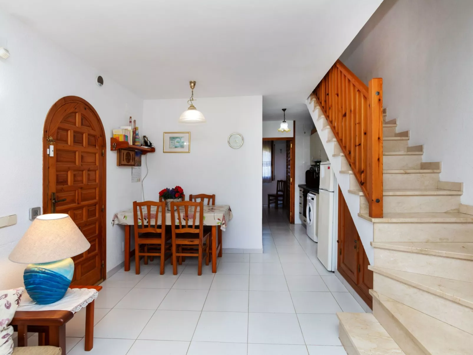Casa Blanca-Inside