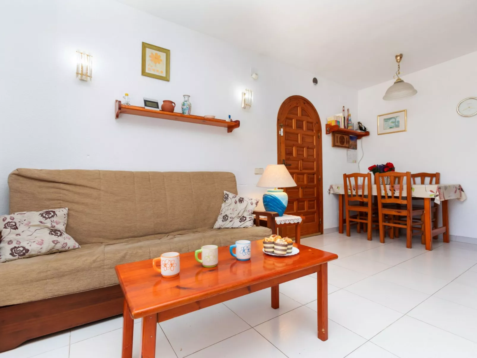 Casa Blanca-Inside