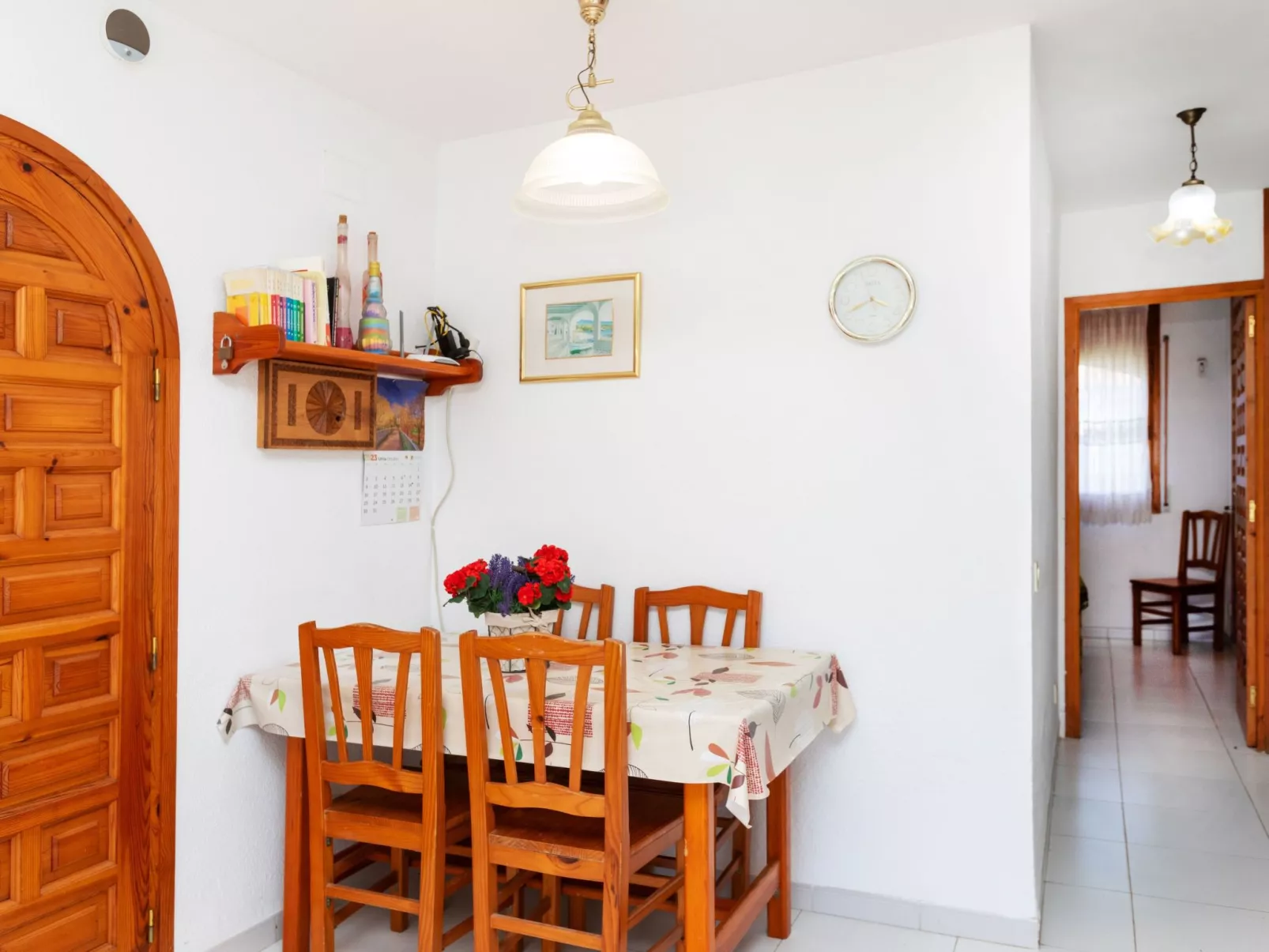 Casa Blanca-Inside