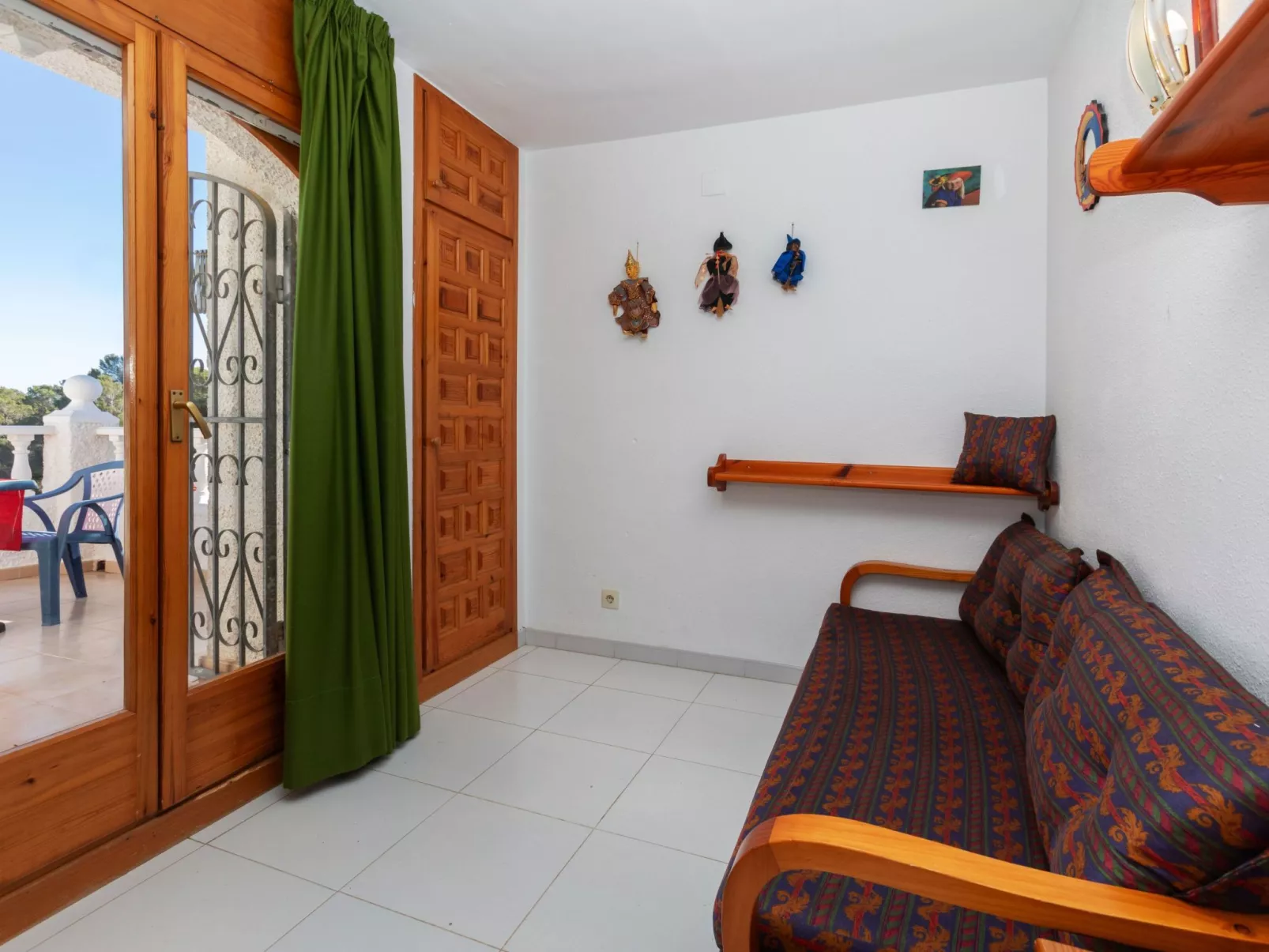 Casa Blanca-Inside