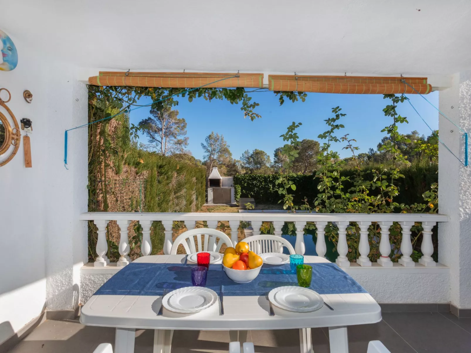Casa Blanca-Outside