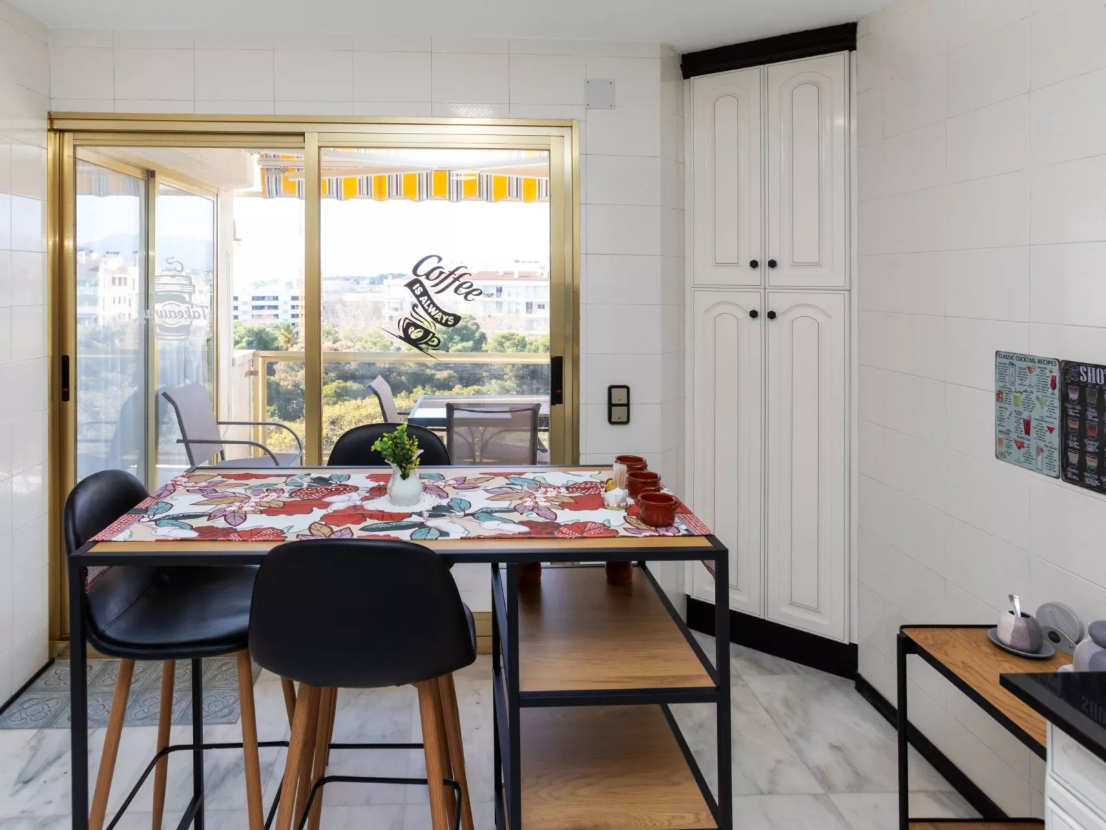 Luxury Atic Cambrils-Inside