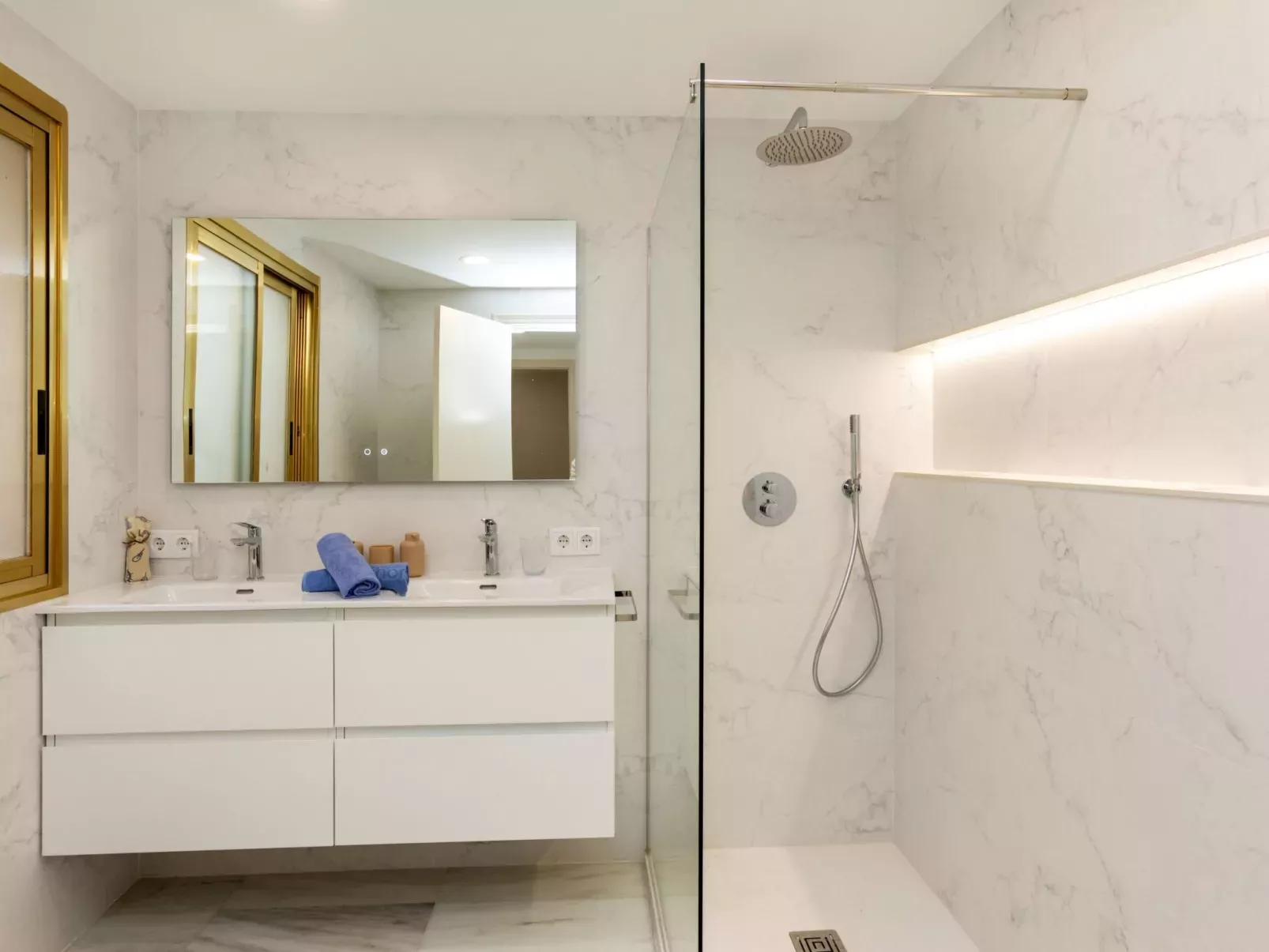 Luxury Atic Cambrils-Inside