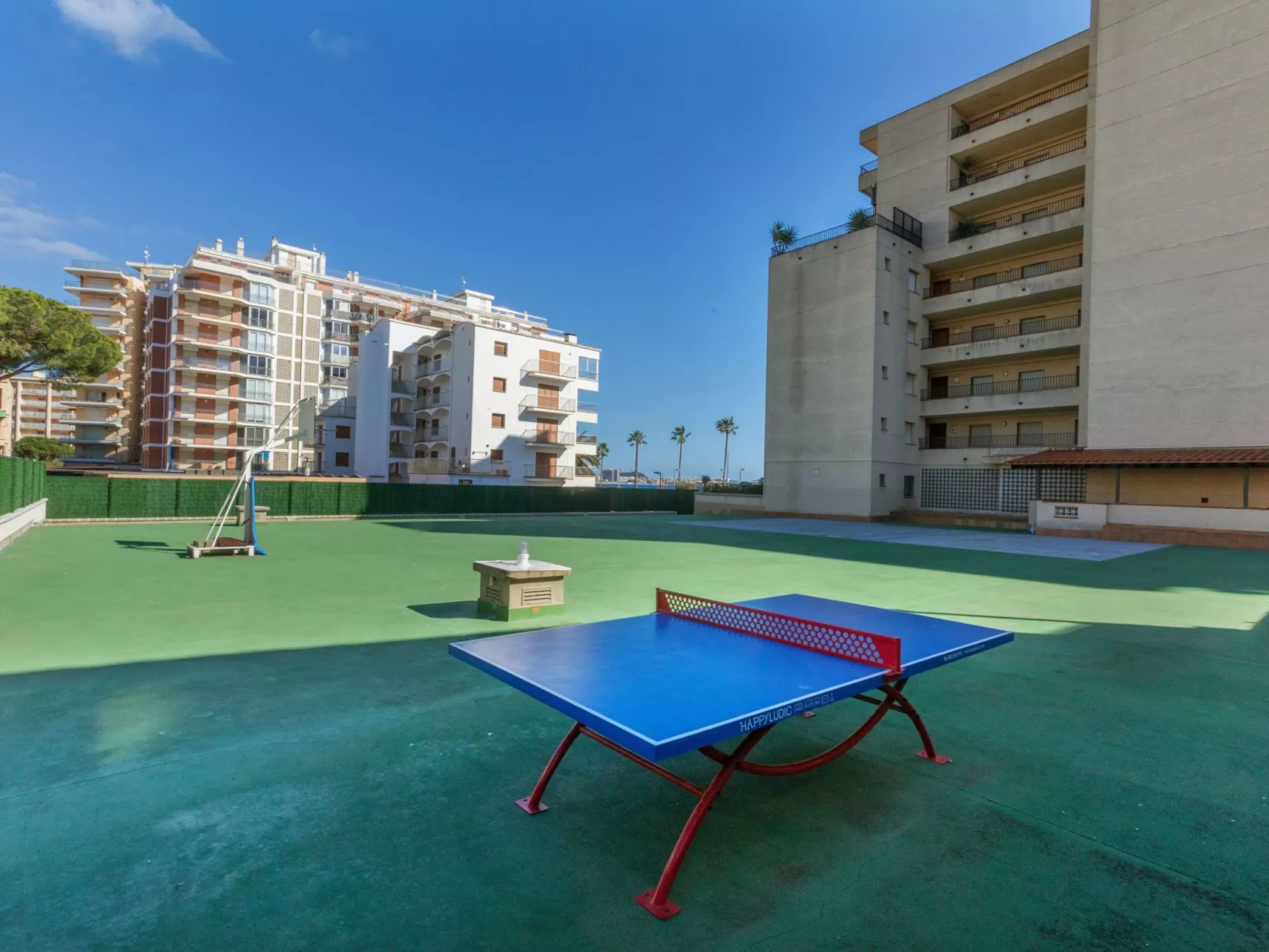 Seafront Apartment Torre Valentina-Outside