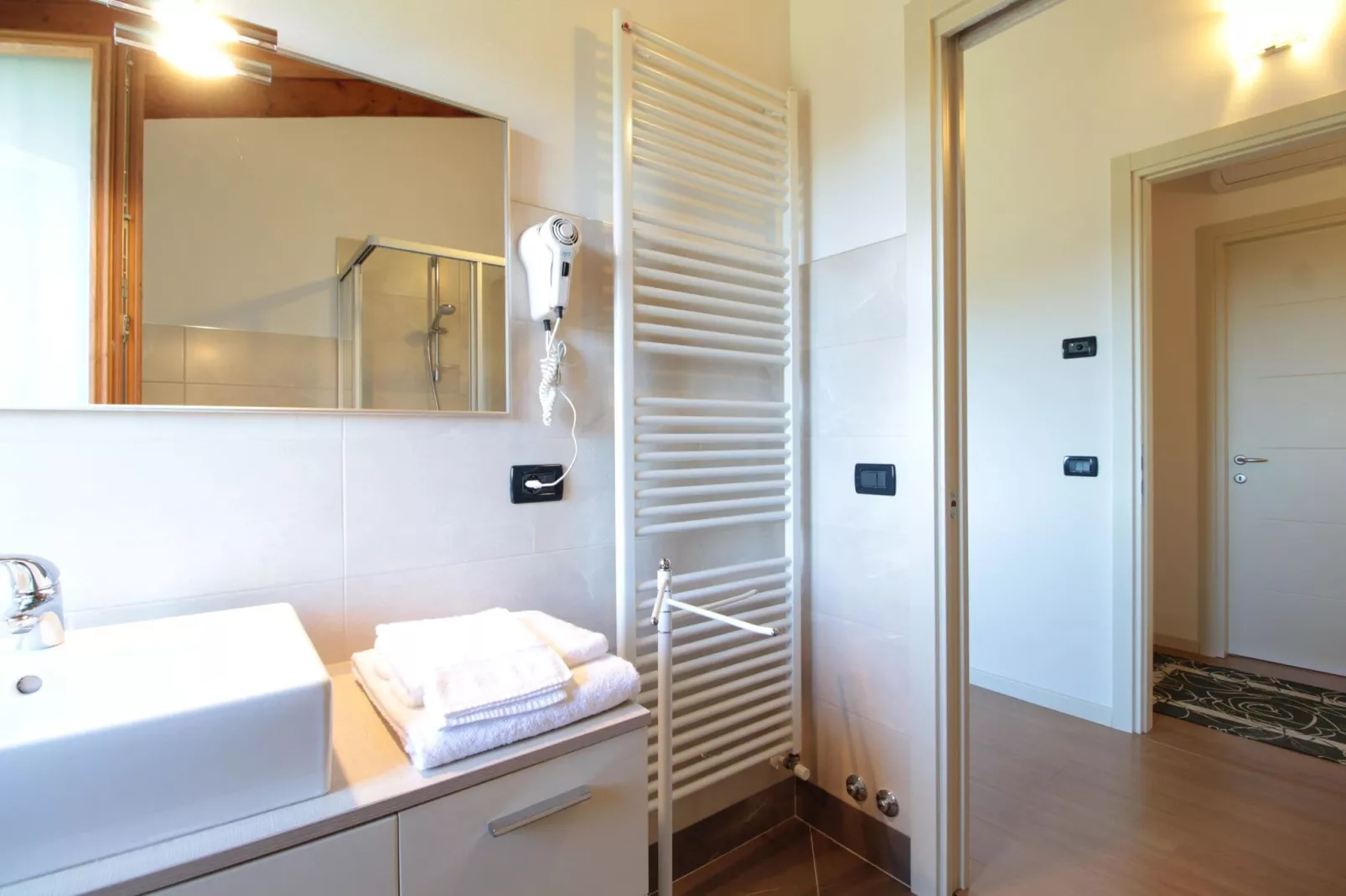 Riva dei Tor-Bathroom