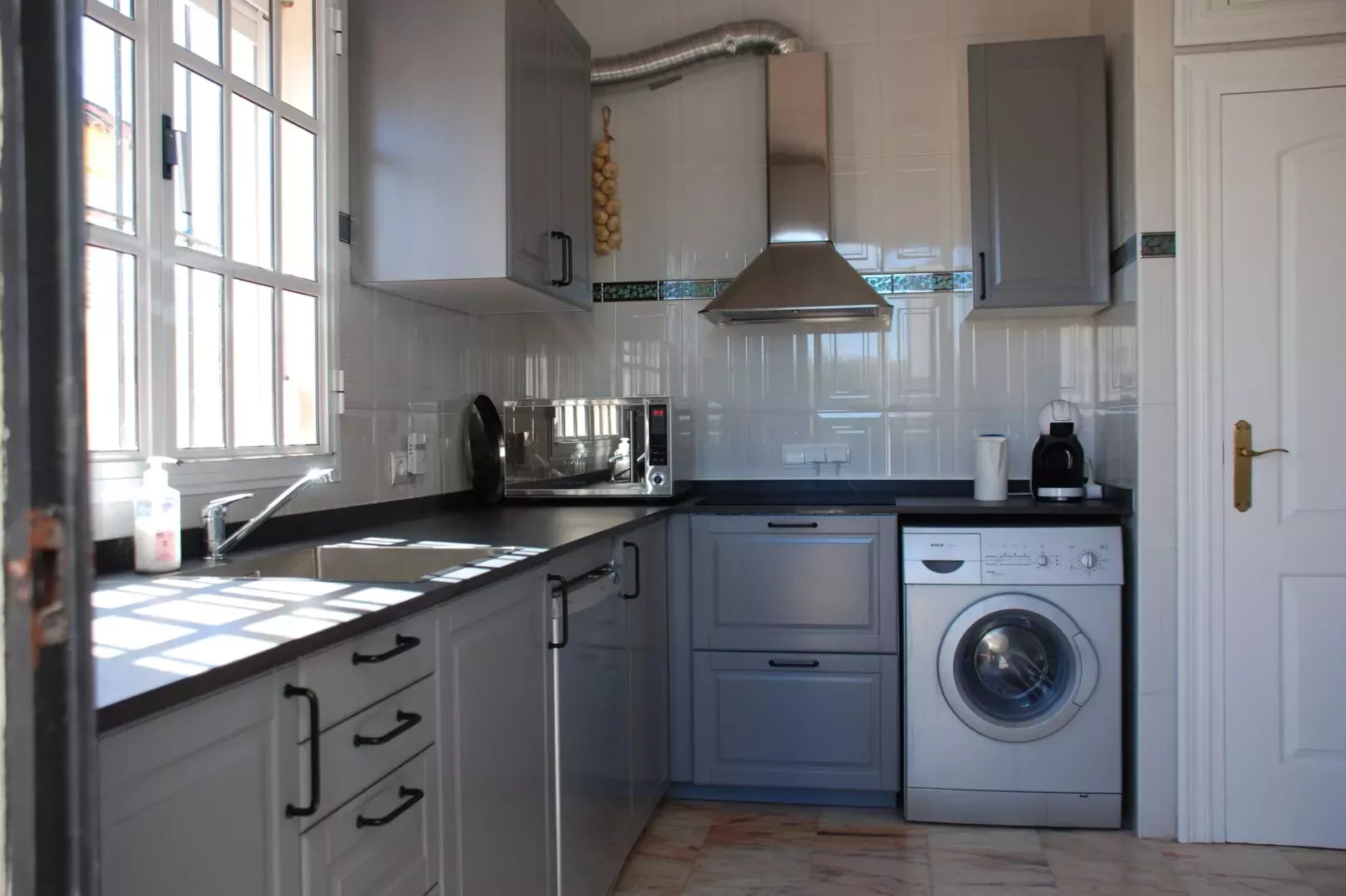 Casa de Rudi-Kitchen