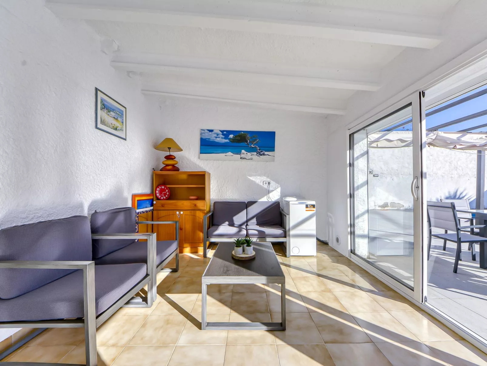 Villa Montgrí-Inside