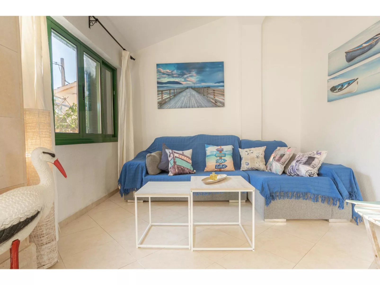 Sunwing Beach-Inside