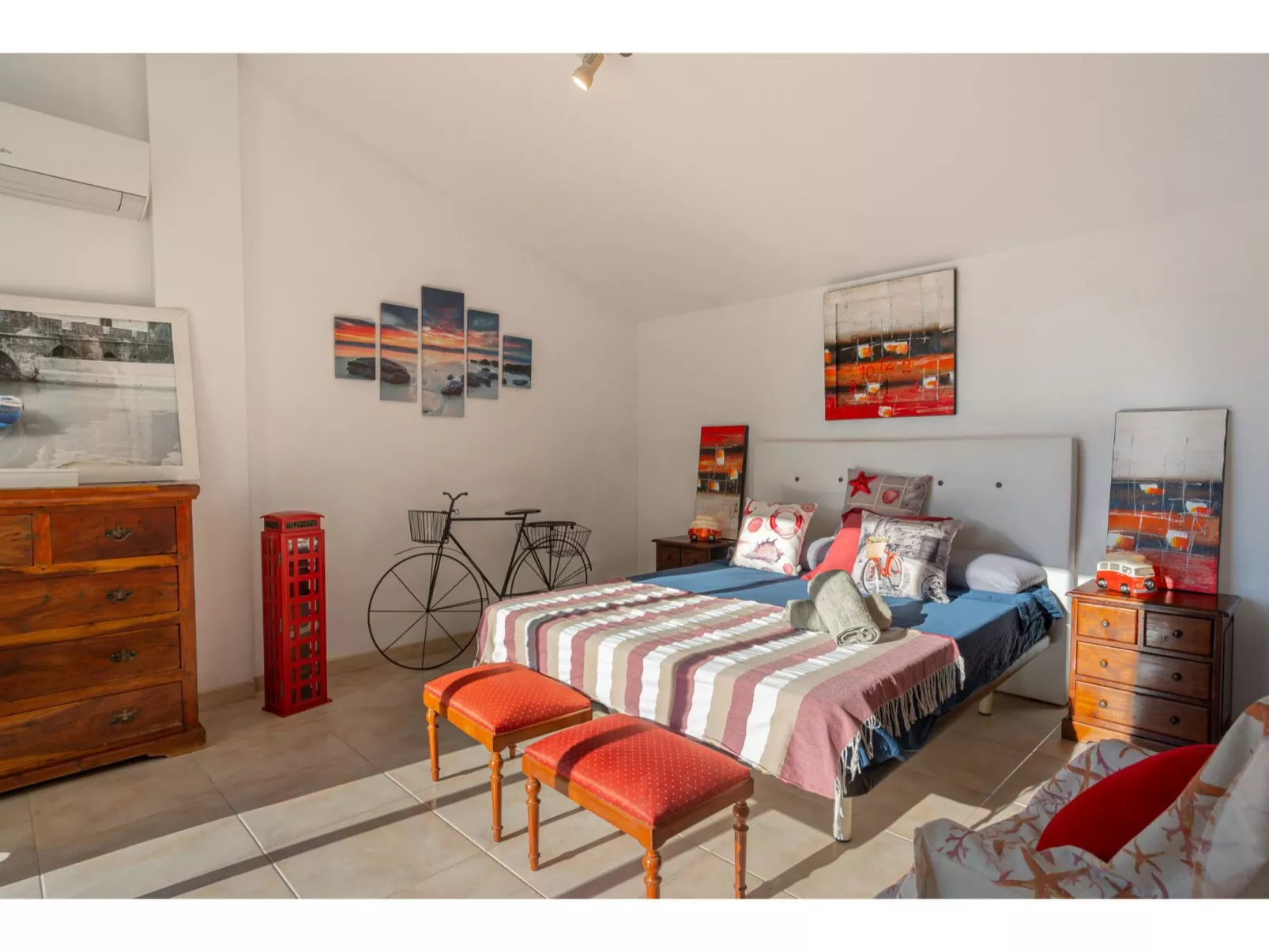 Sunwing Beach-Inside