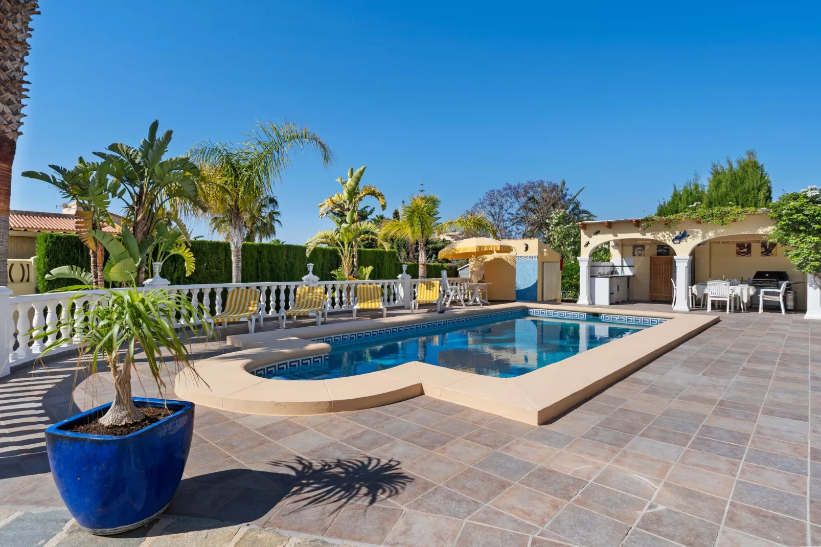 Casa Marcel-Pool