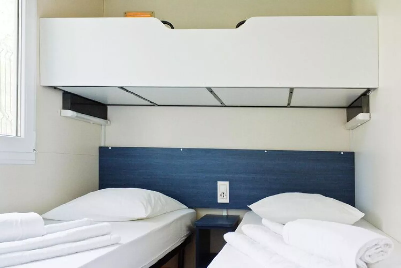 Mobile Homes Kovacine Cres-MH Twin - 3 Pers-Bedroom