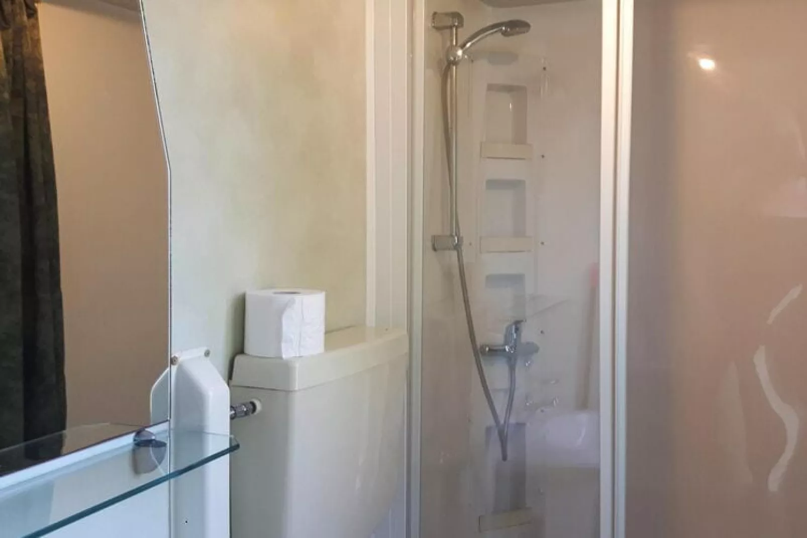 Mobile Homes Kovacine Cres-MH Twin - 3 Pers-Bathroom