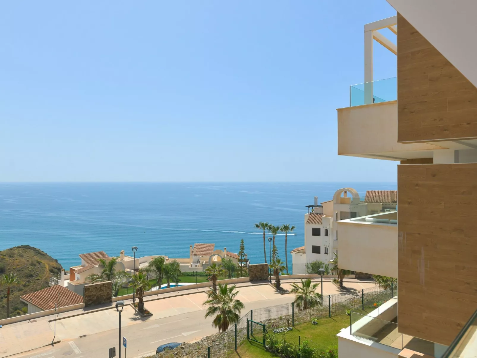 Issea Amazing-Dehors