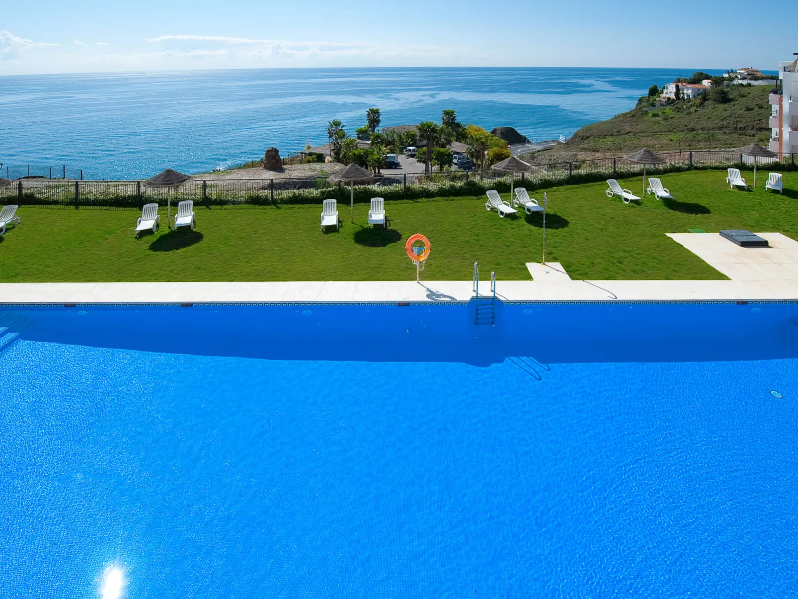  Sea Amazing-Outside
