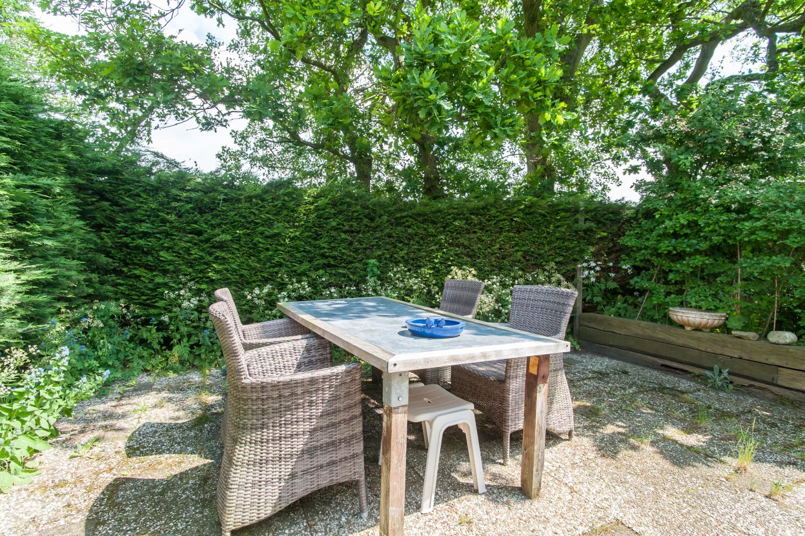 Wilca Hoeve-Terrace balcony