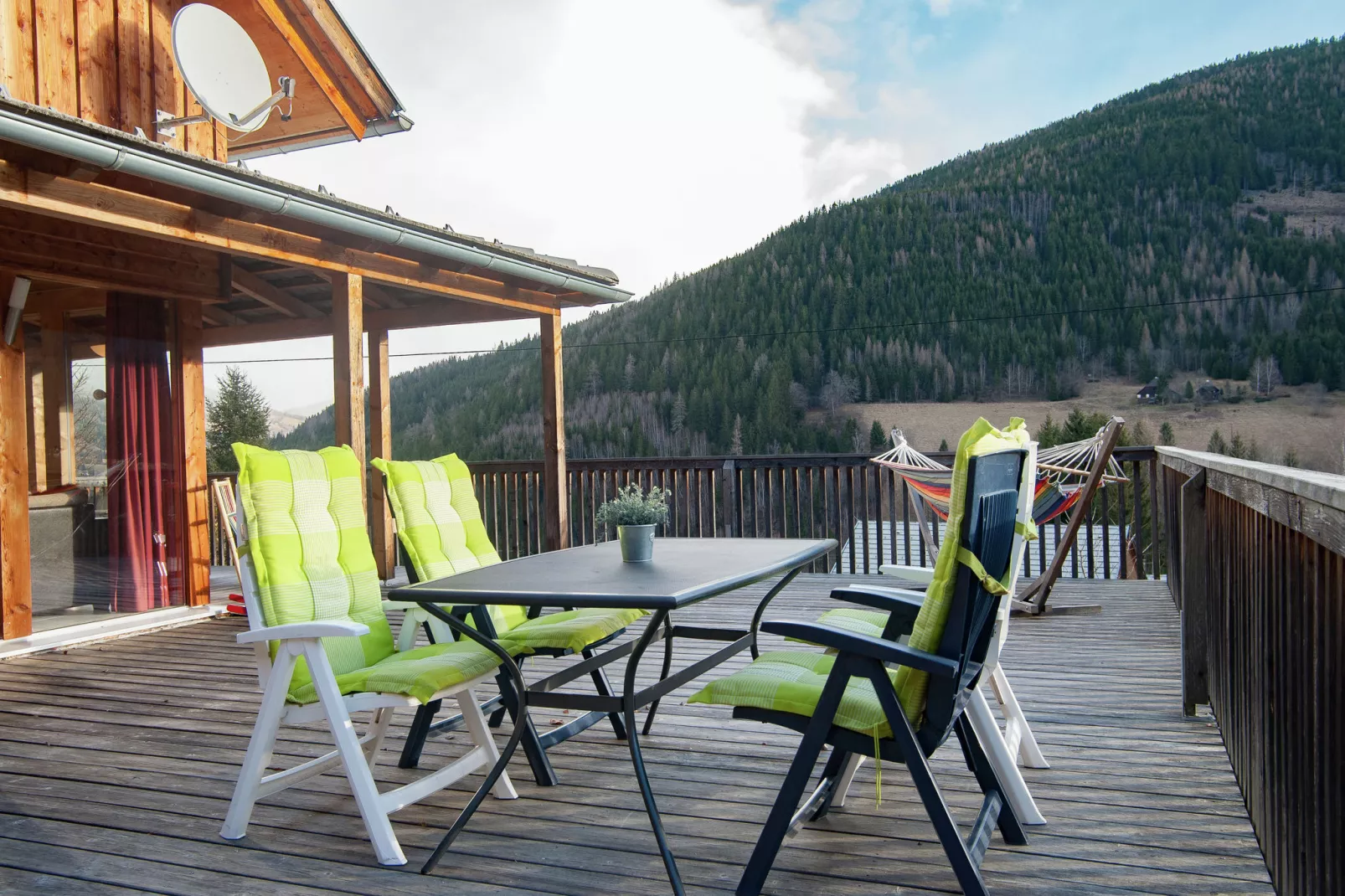 Chalet Sonn-Alm-Terrace balcony