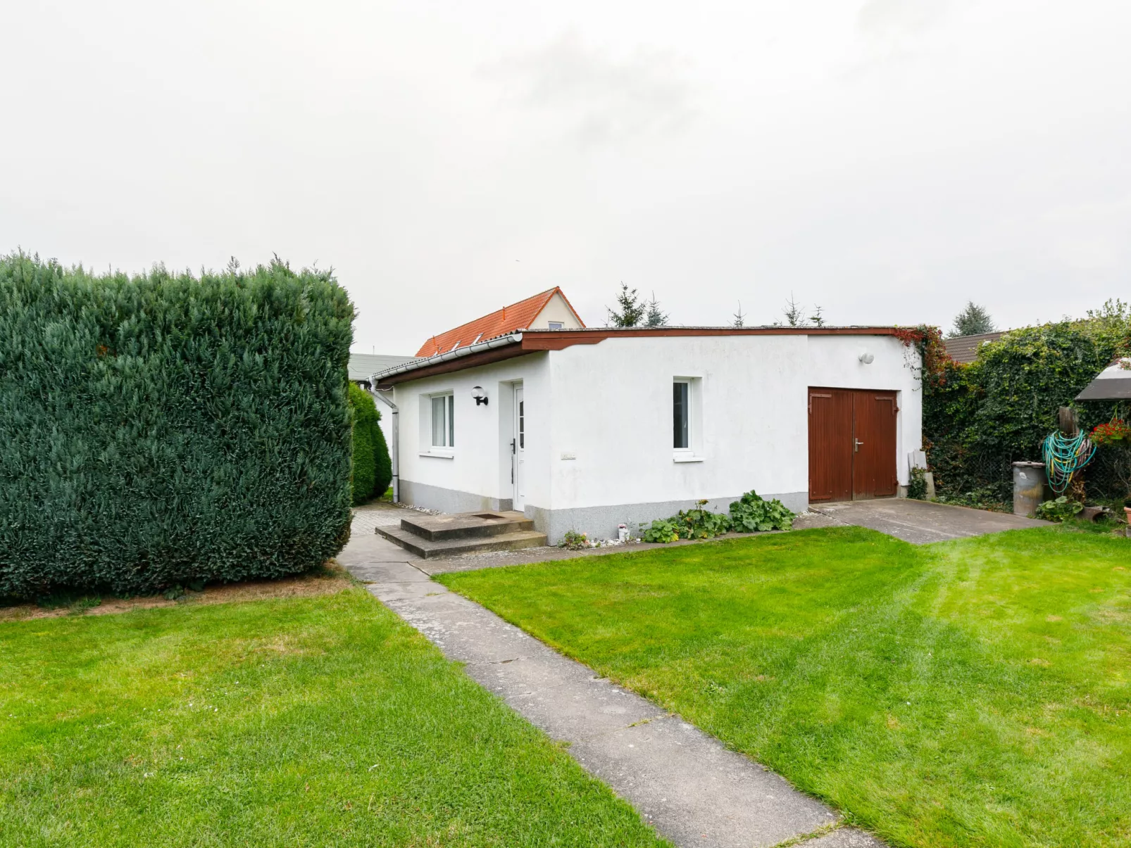 Bungalow Nr.4-Outside