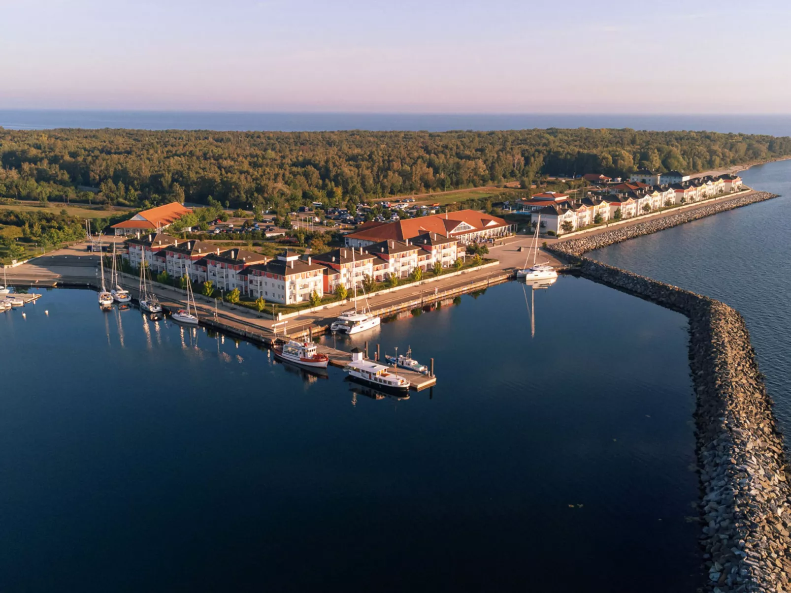 BEECH Resort Boltenhagen-Outside