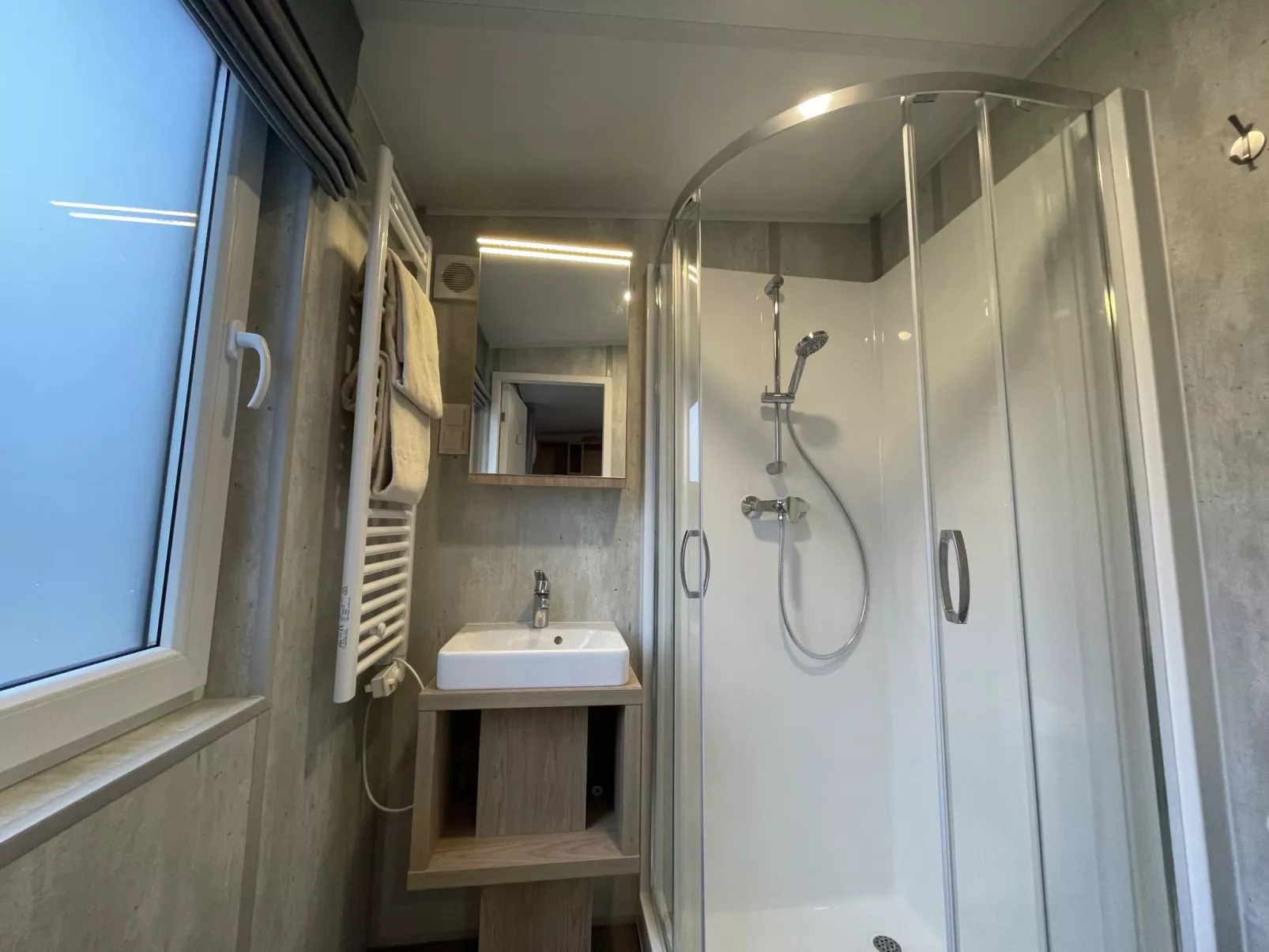 Tiny Haus Ela-Inside