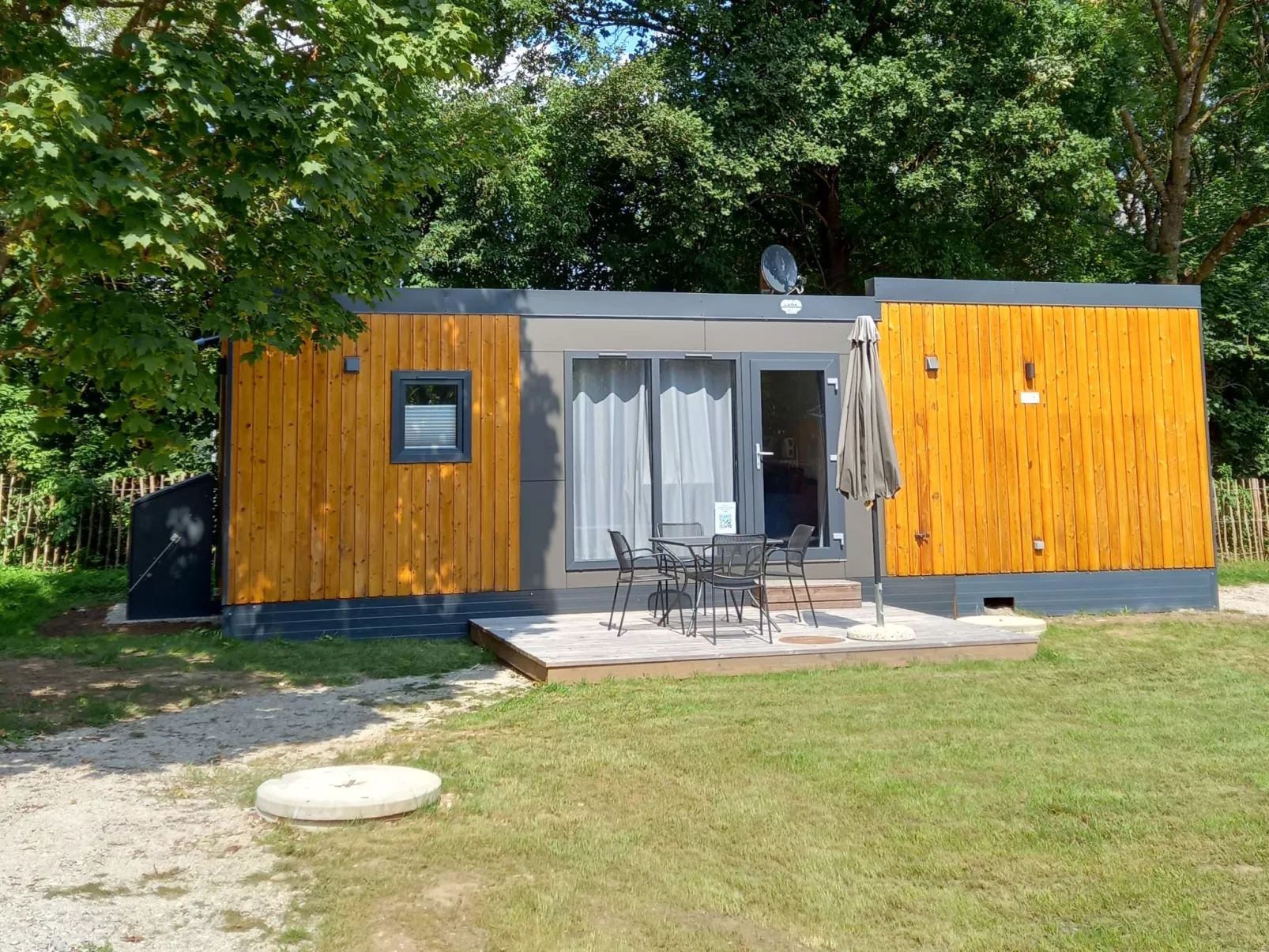 Tiny Haus Sunside Gardenlounge-Outside