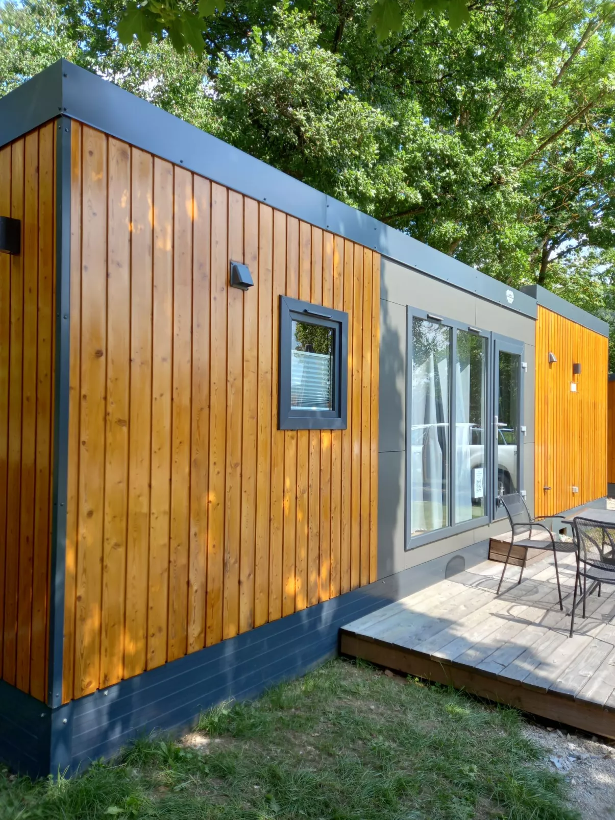 Tiny Haus Sunside Gardenlounge-Outside