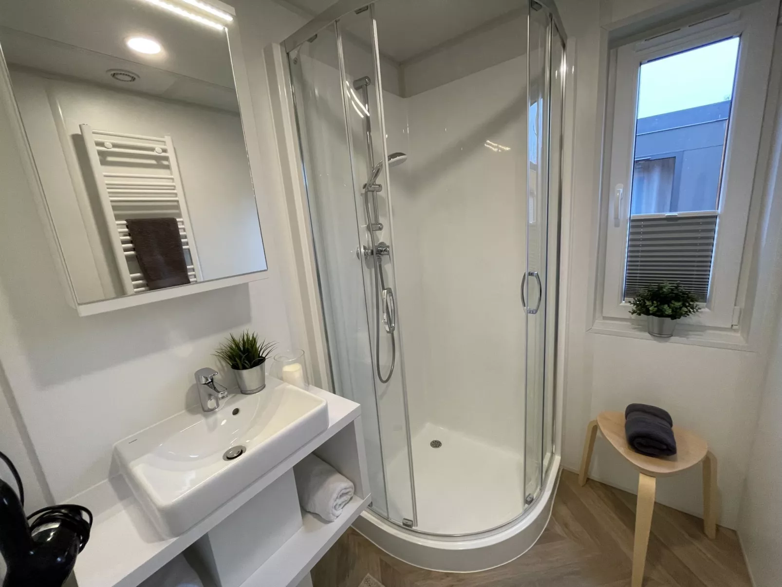 Tiny Haus Elena-Inside