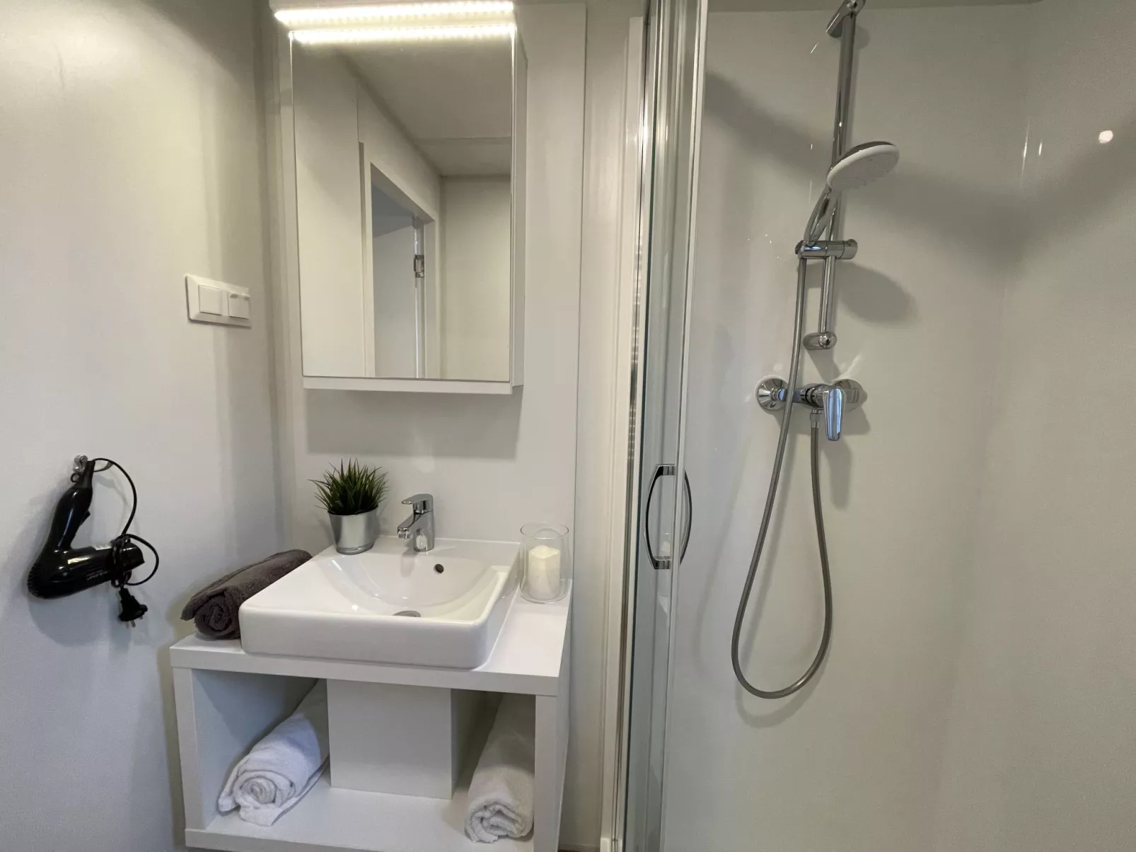 Tiny Haus Panorama-Inside