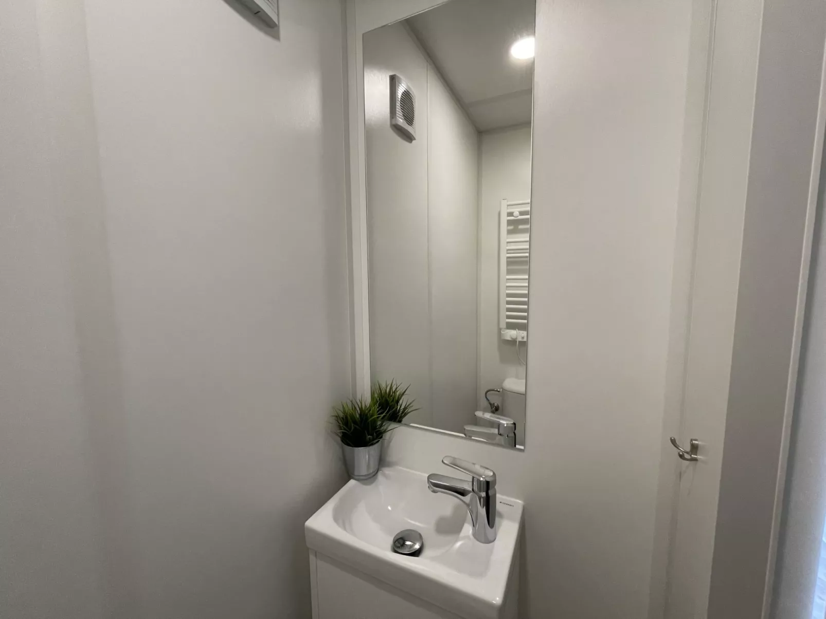 Tiny Haus Panorama-Inside