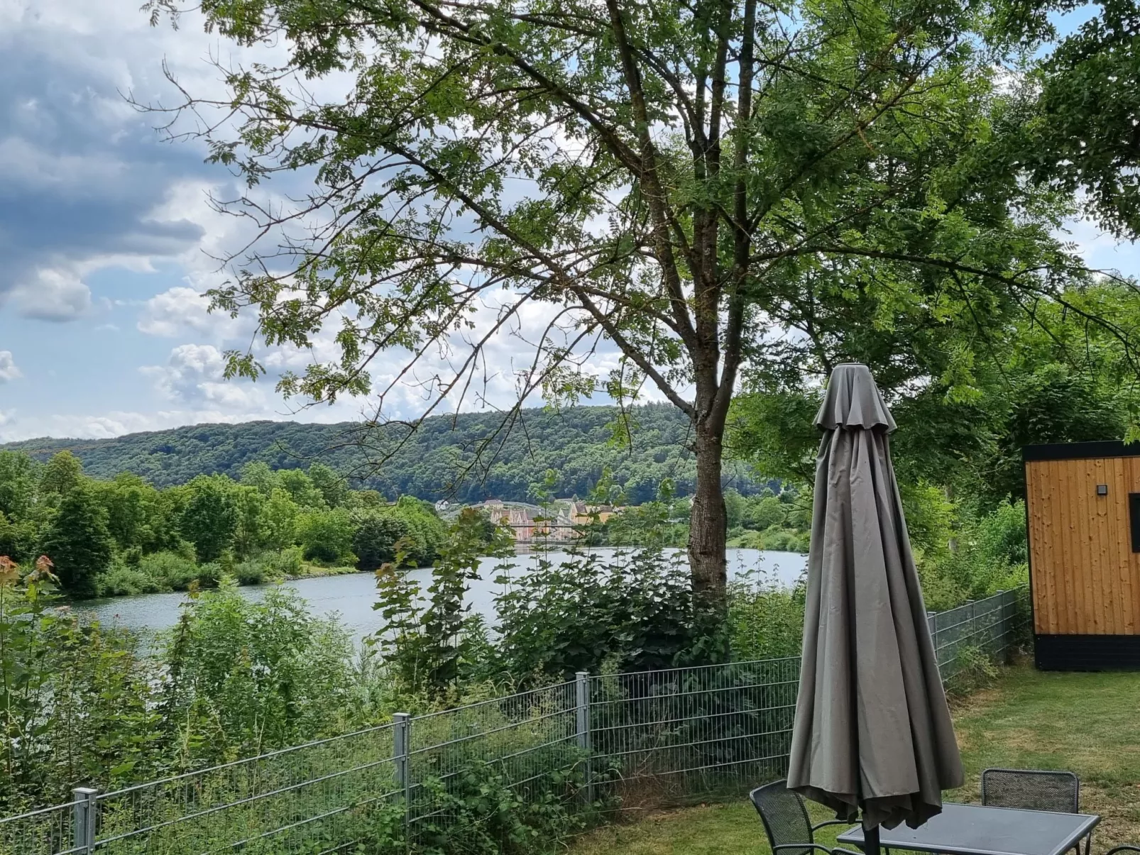Tiny Haus Flussblick-Outside