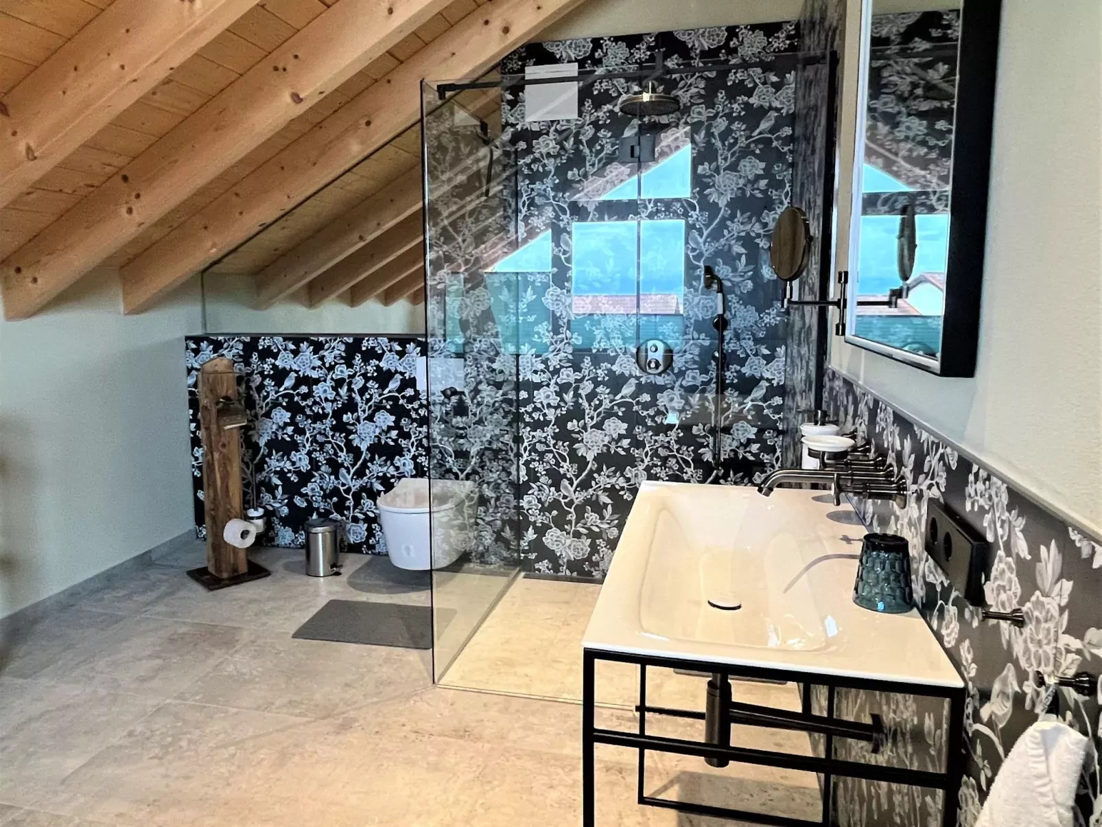 Schwarzwaldchalet de luxe mit Sauna-Inside