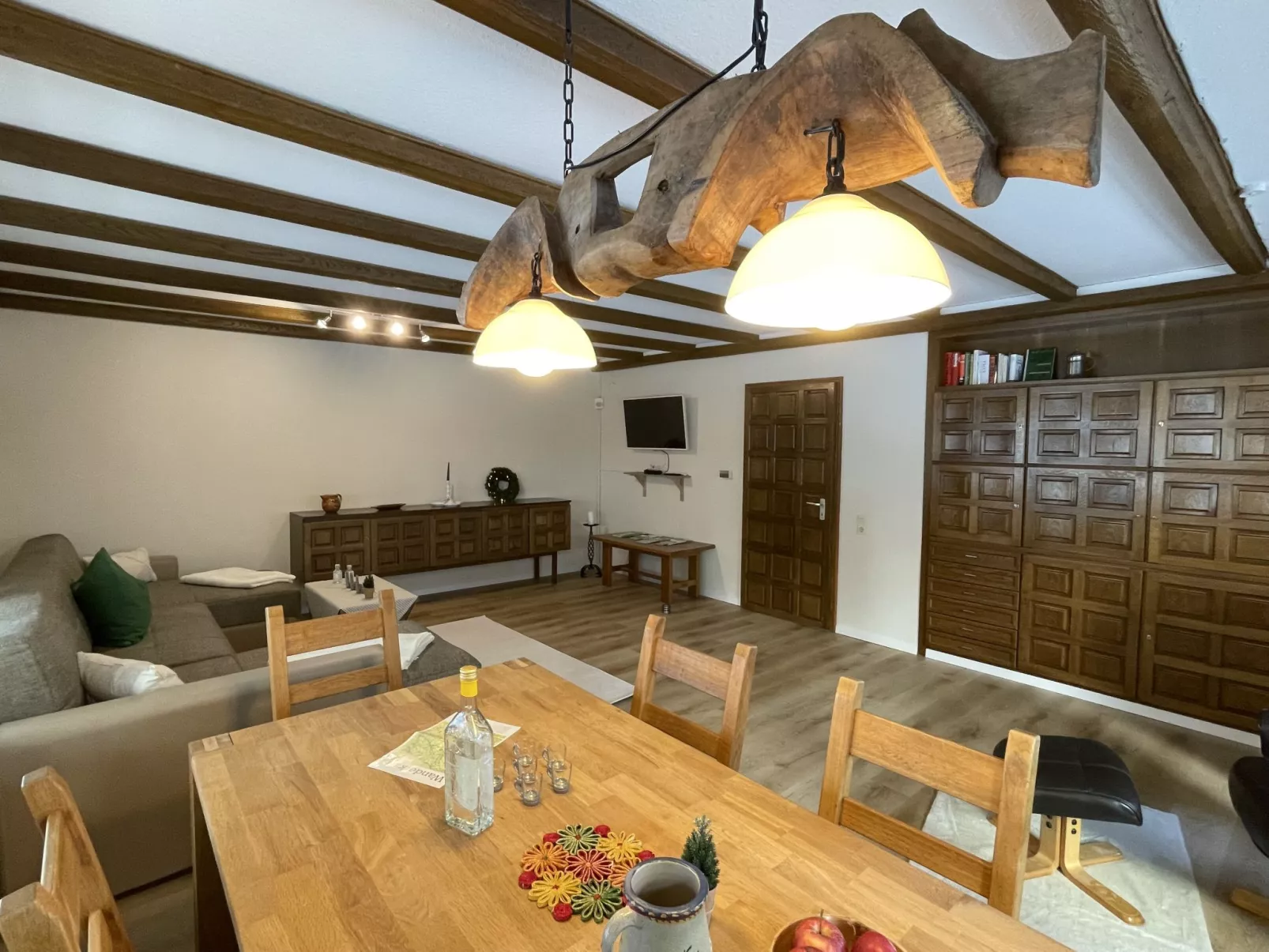 Habsberg-Inside