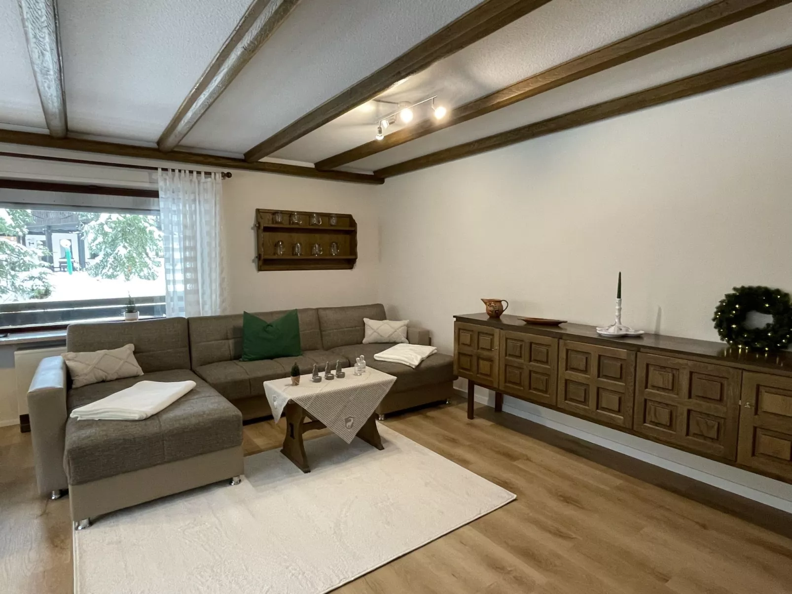 Habsberg-Inside