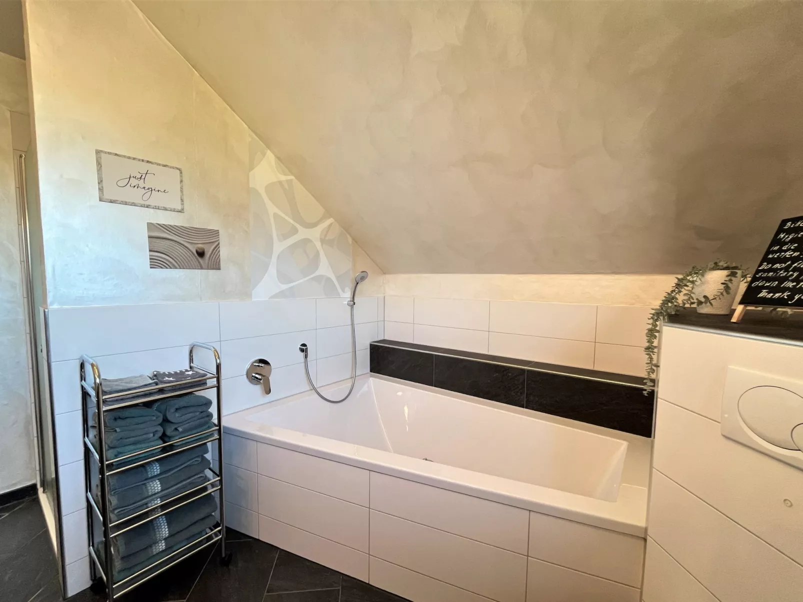 Haus an der Sonne-Inside