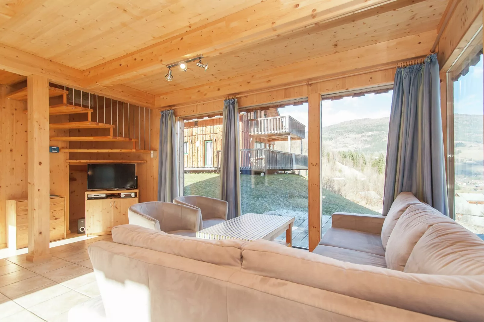 Almdorf Stadl 160-Living room