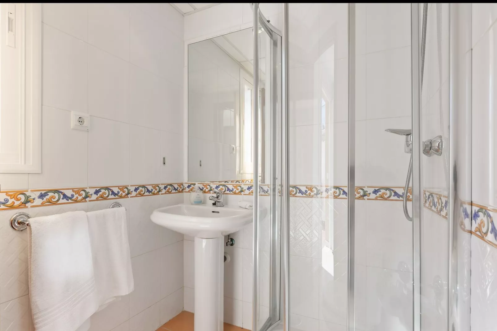 Brisas del Golf-Badezimmer
