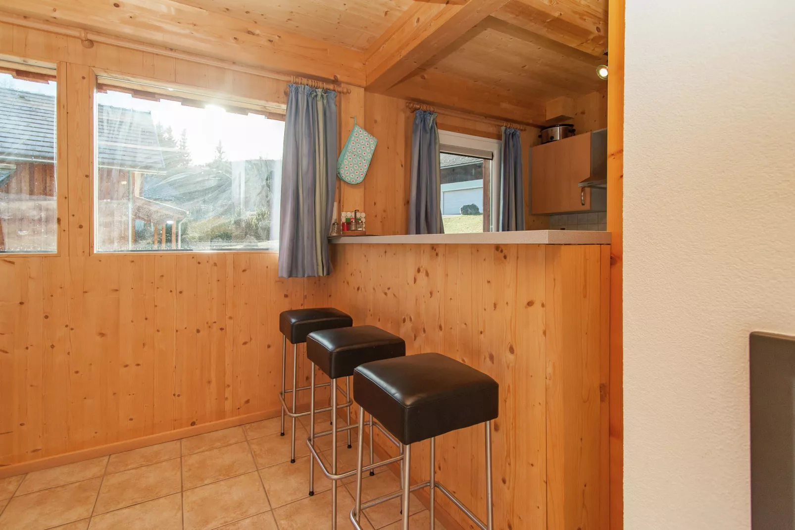 Almdorf Stadl 160-Dining room