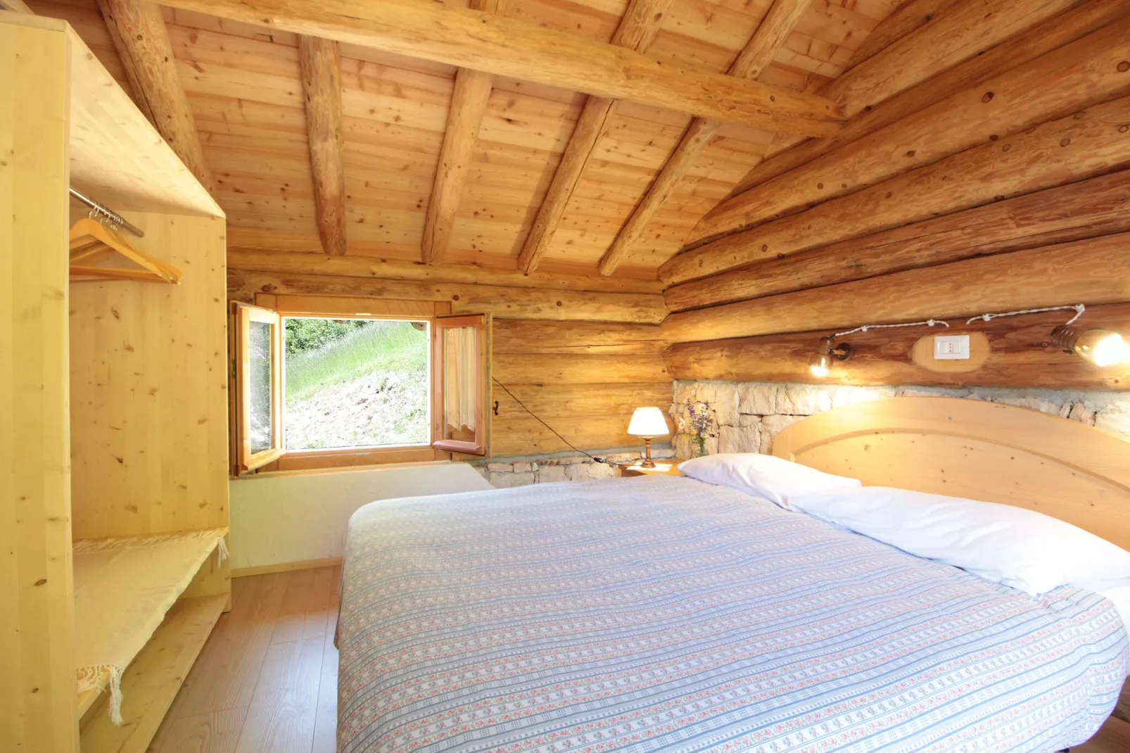 Costa di Gial-Bedroom