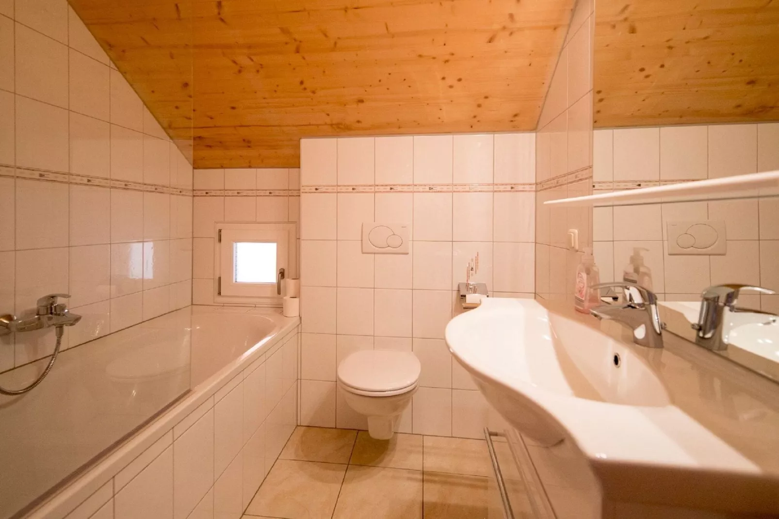 Almdorf Stadl 160-Bathroom
