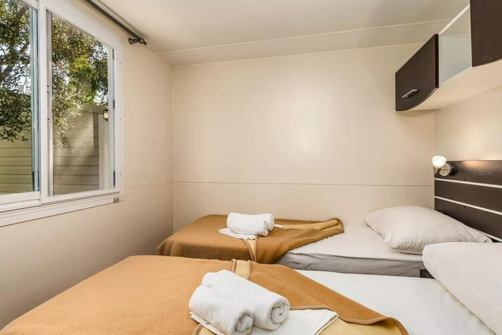 Mobile Homes Strasko Novalja Olive 34 qm für 5 Pers-Bedroom