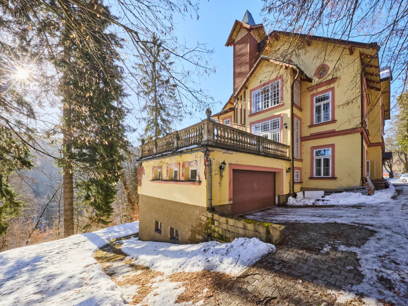 Villa Belvedere-Outside