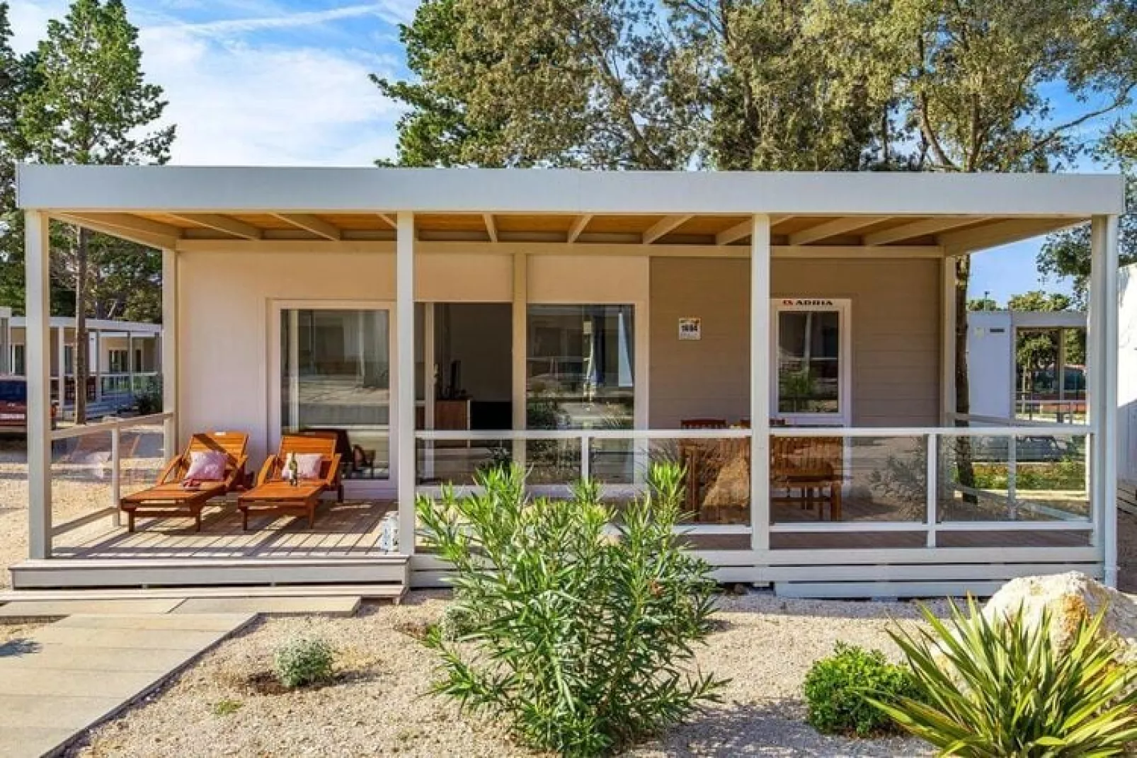 Mobile Homes Strasko Novalja Olive 34 qm für 5 Pers-Exterior summer