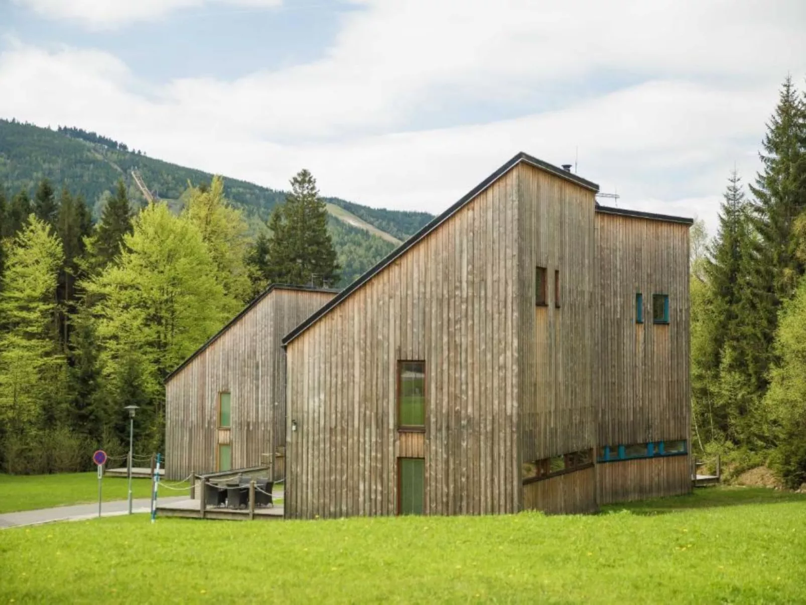Harrachov 665