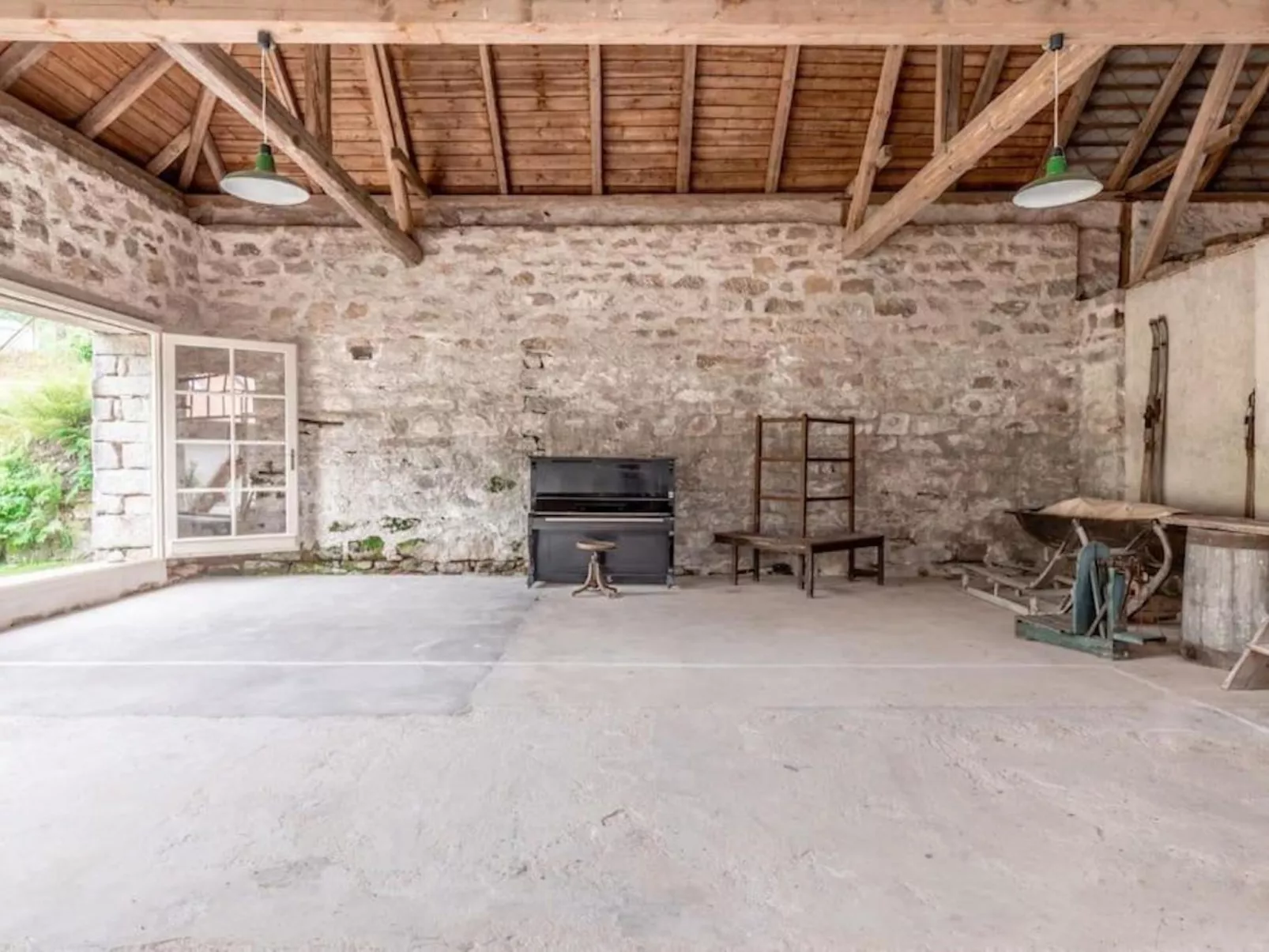 18 Century Bohemian Farmhouse-Outside
