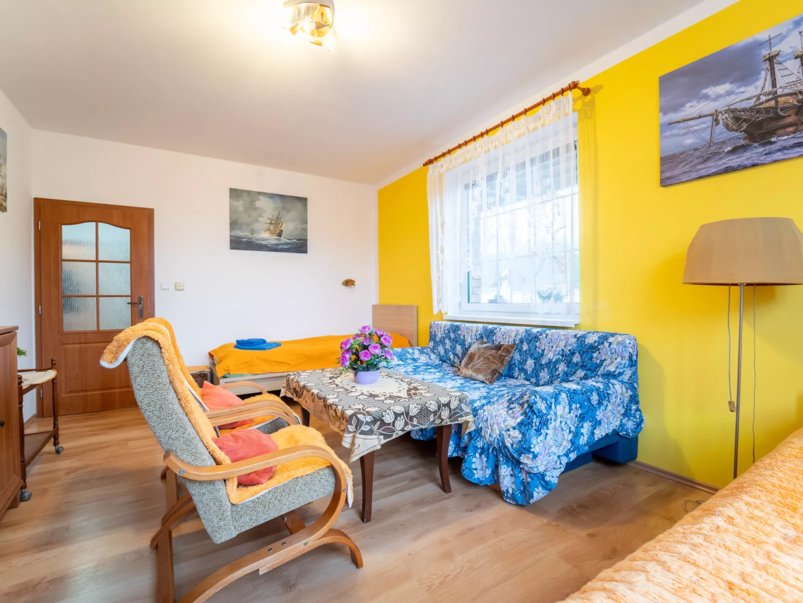 Vrbová Lhota U Aničky-Inside