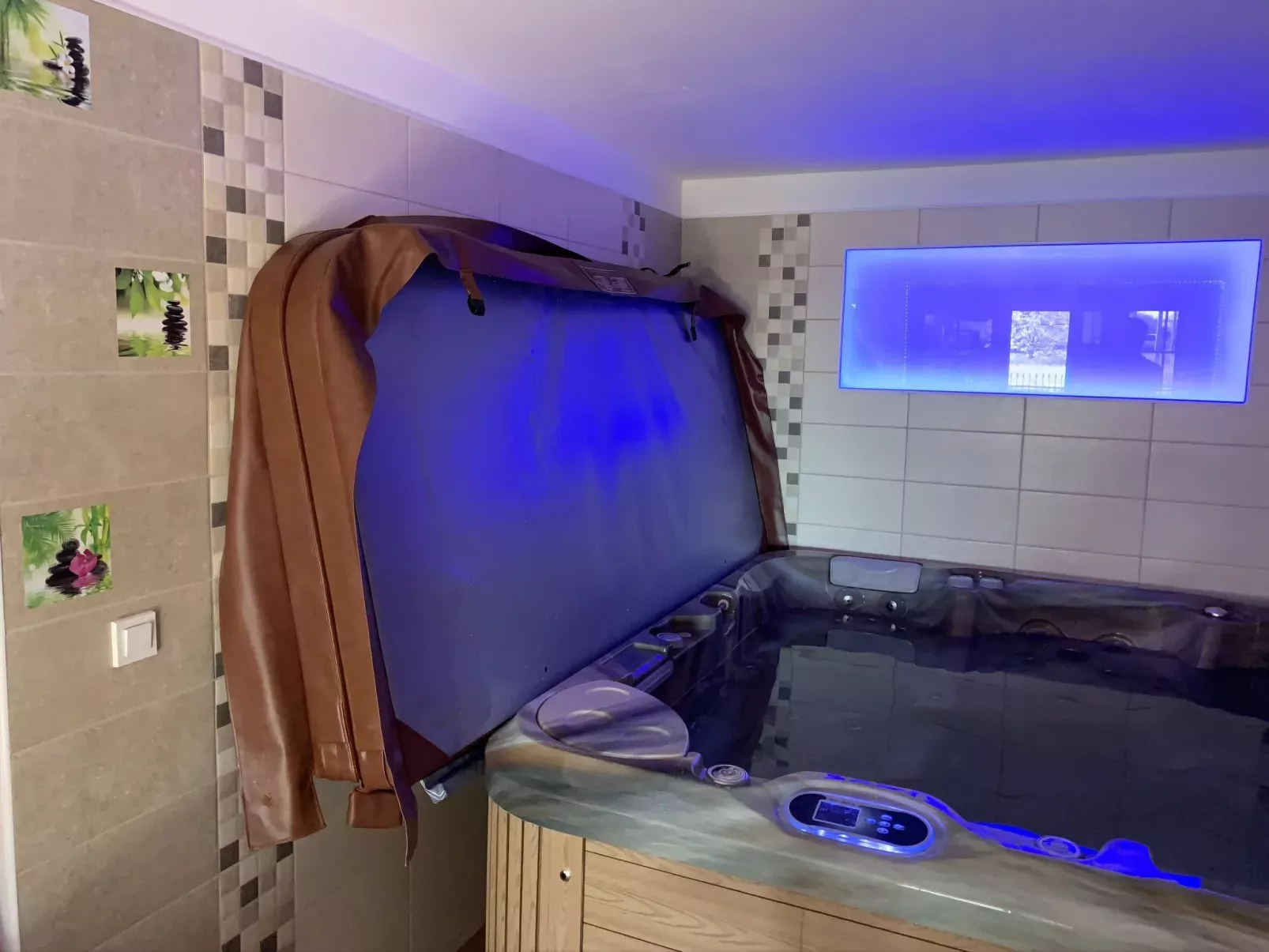 Vrbová Lhota U Aničky-Inside