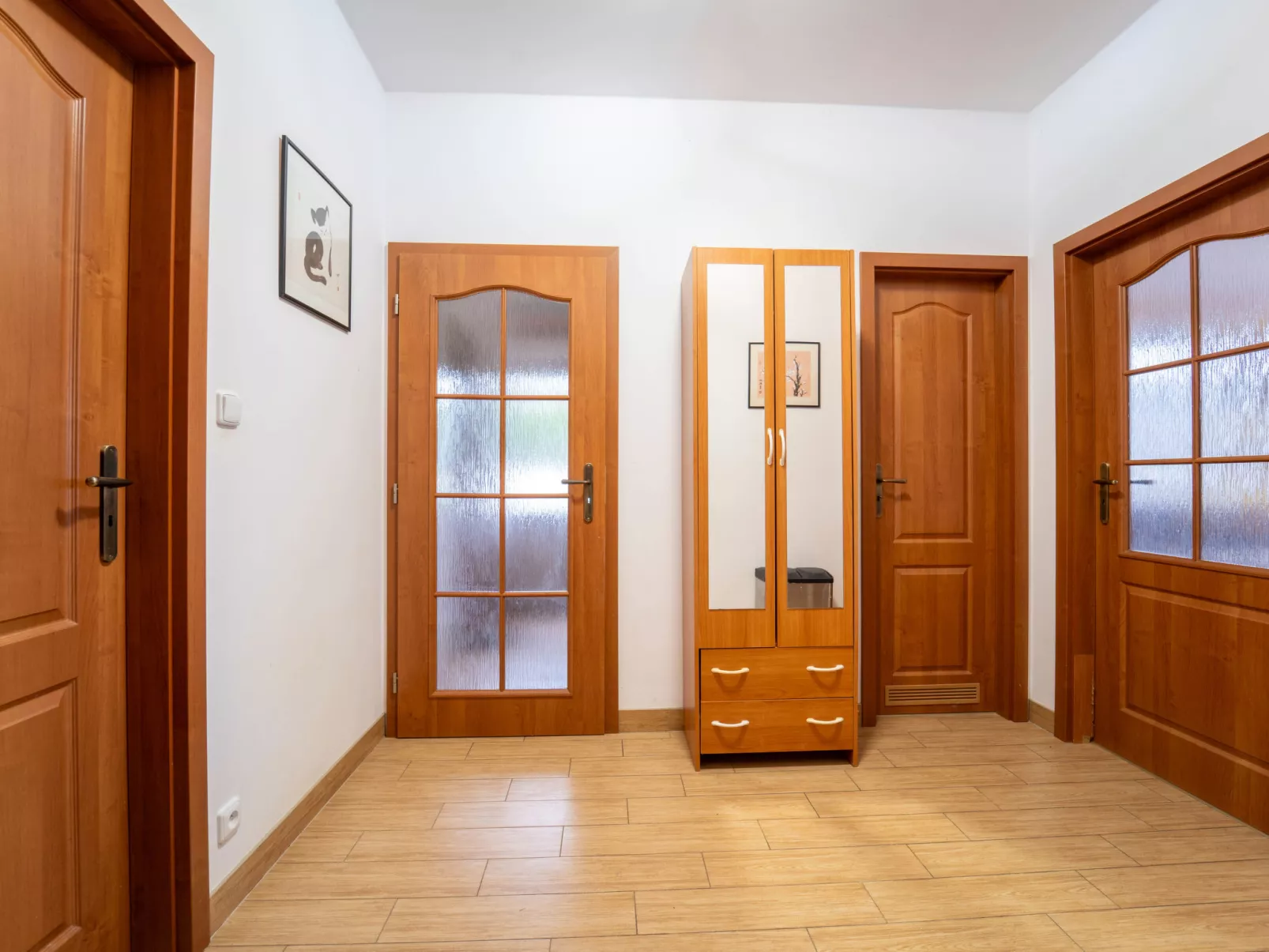 Vrbová Lhota U Aničky-Inside