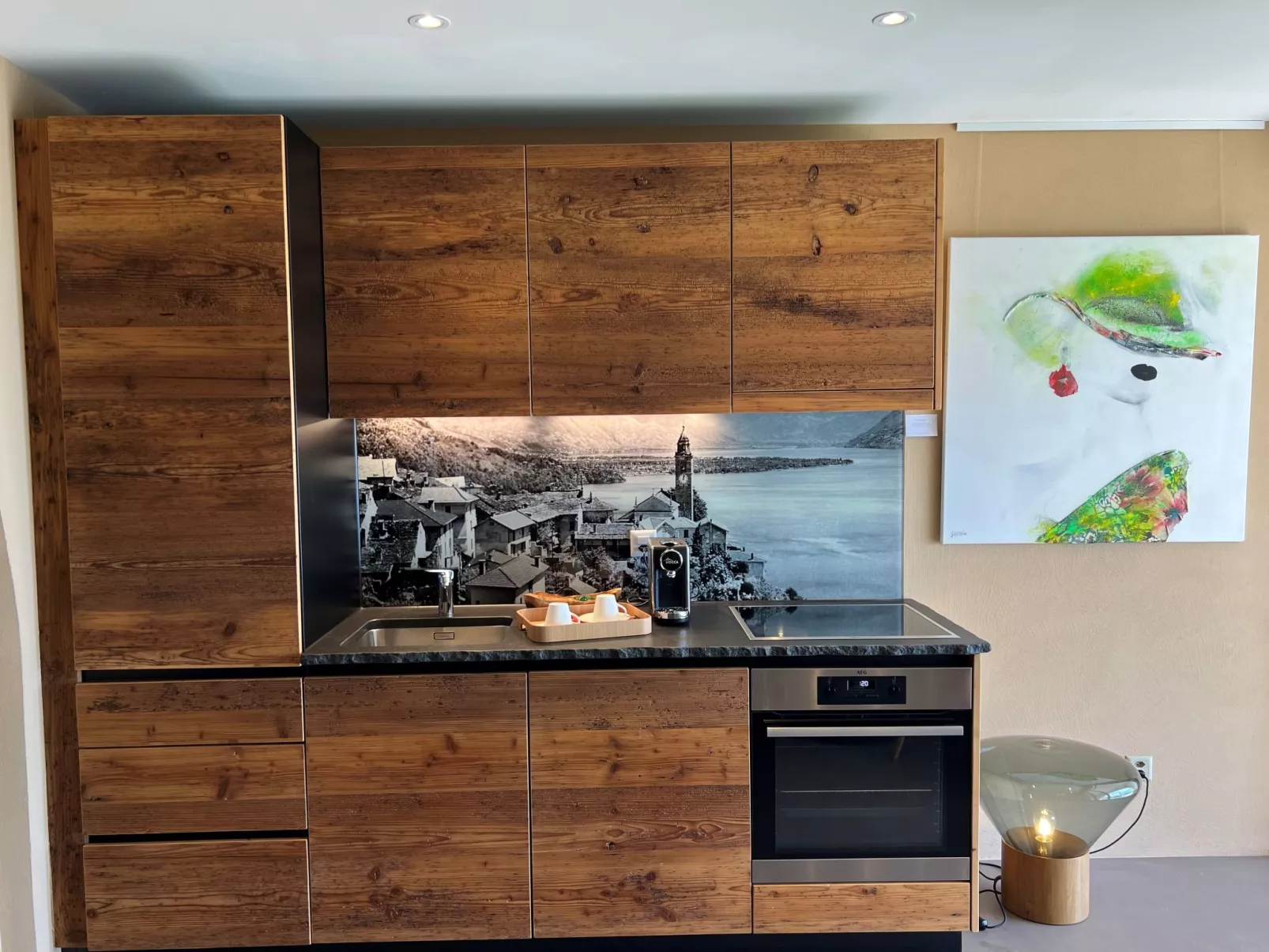 Garden Suite-Inside