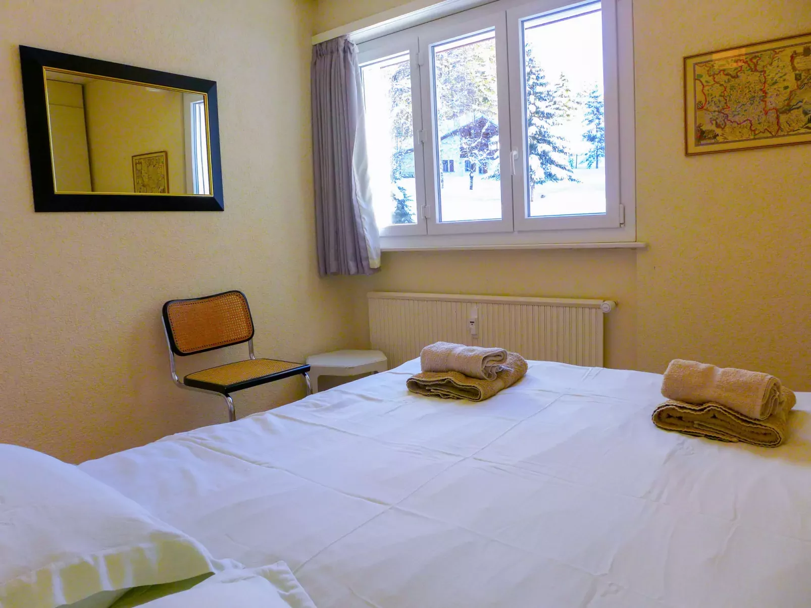 Les Choucas B 28-Inside