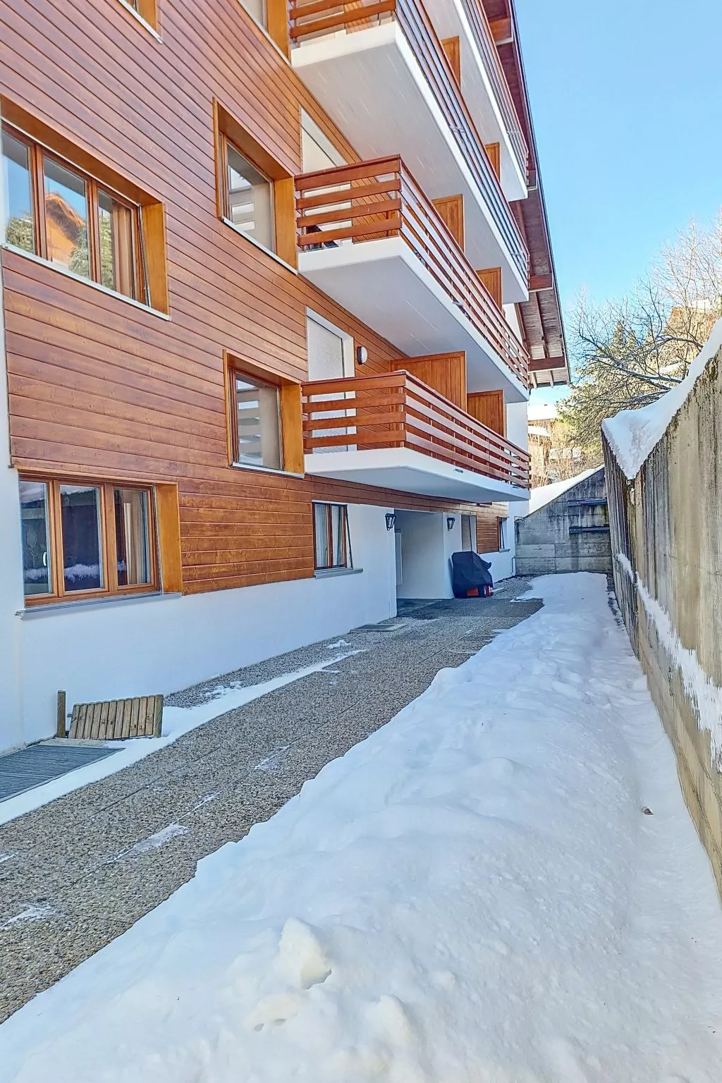 Crans-Colline 17-Outside