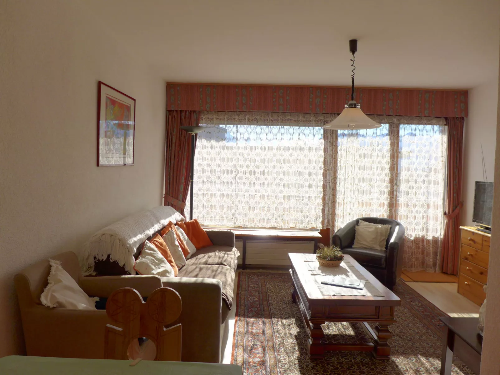 Rond-Point 27-Inside